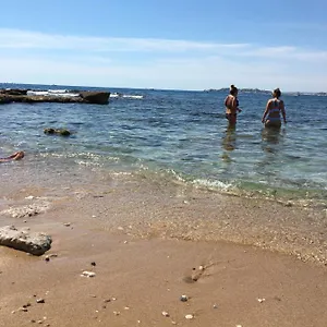Le 66,havre De Paix Marseille